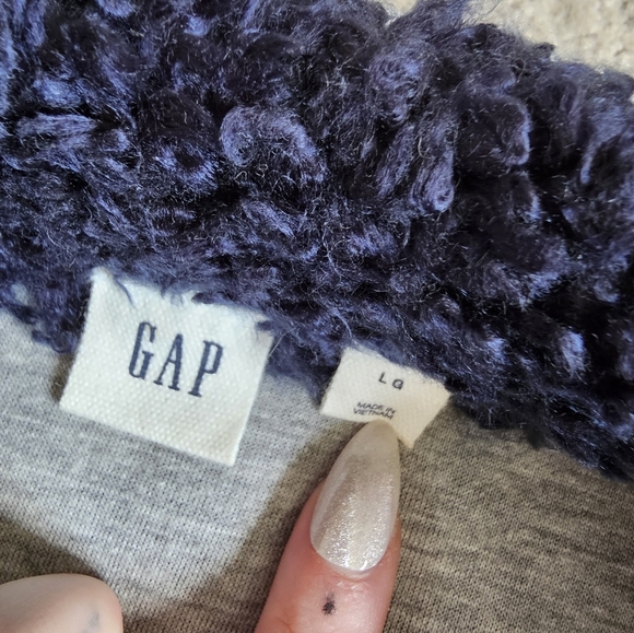 Gap L Navy Blue Fuzzy Vest Button Up - Picture 5 of 5